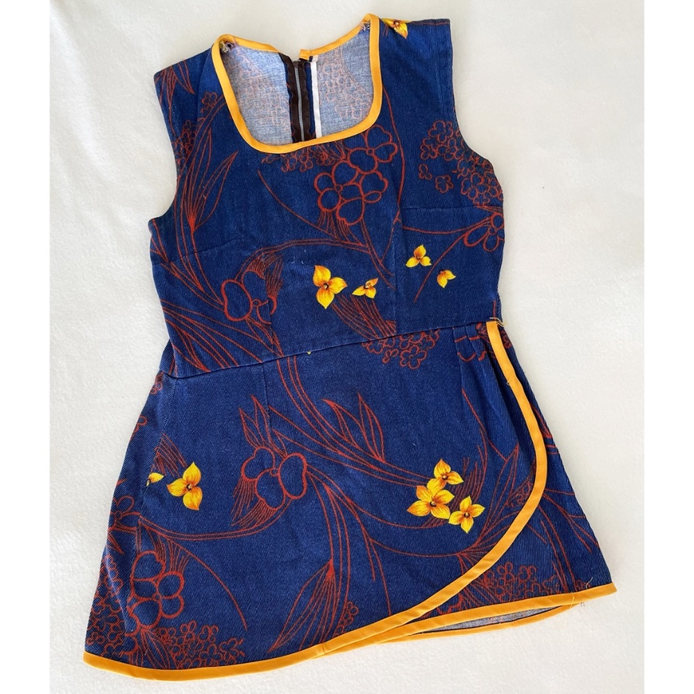 Mini 70's Dress